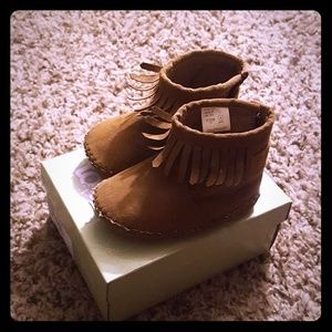 Toddler Girl Moccasin fringe boots
